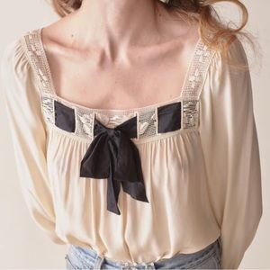 NOT FOR SALE- ISO Doen Feli Top